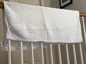 Restoration Hardware Baby & Child Gauze Cotton Baby Blanket White Pink Stripe‎